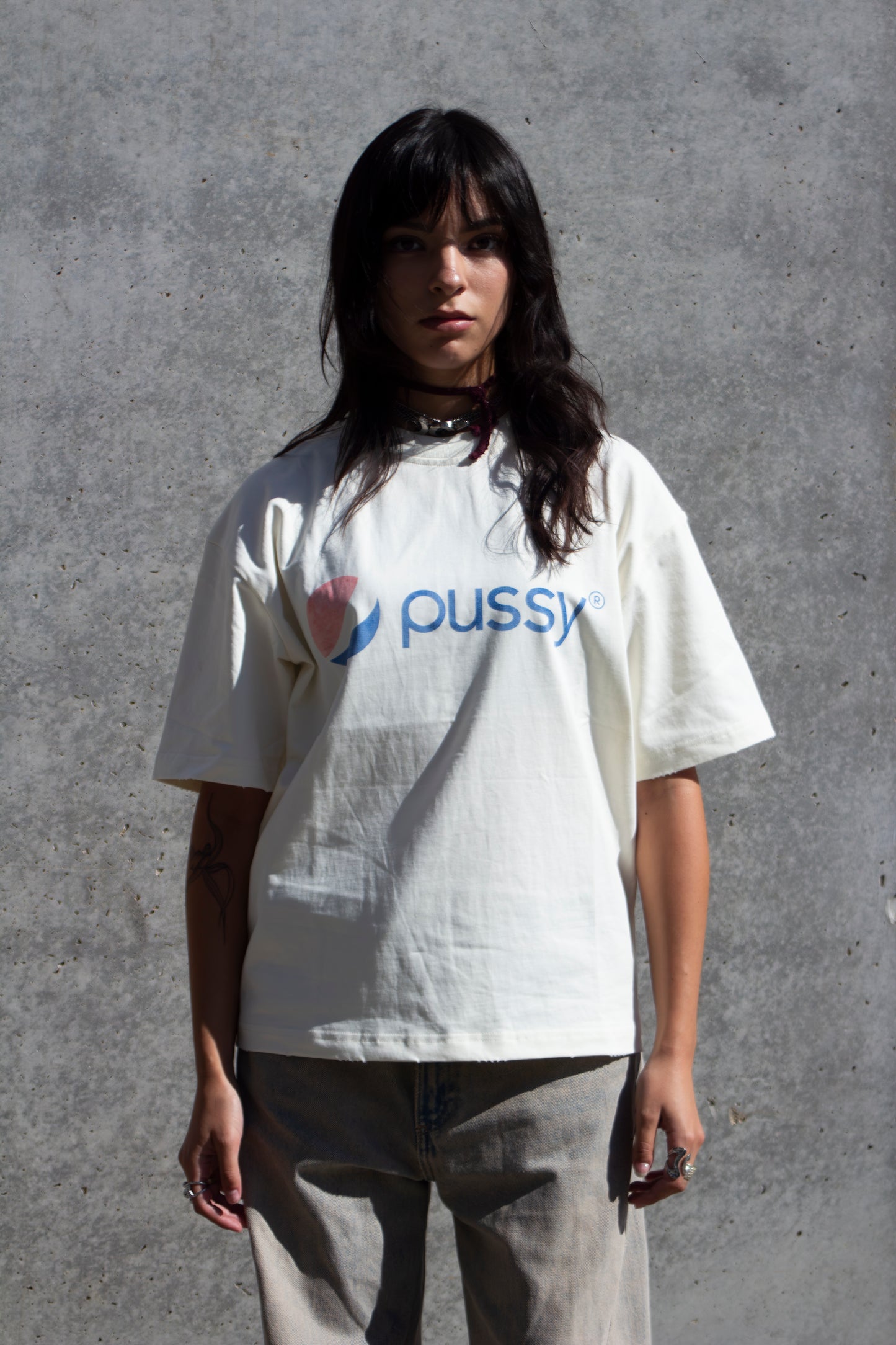 PUSSY T-SHIRT