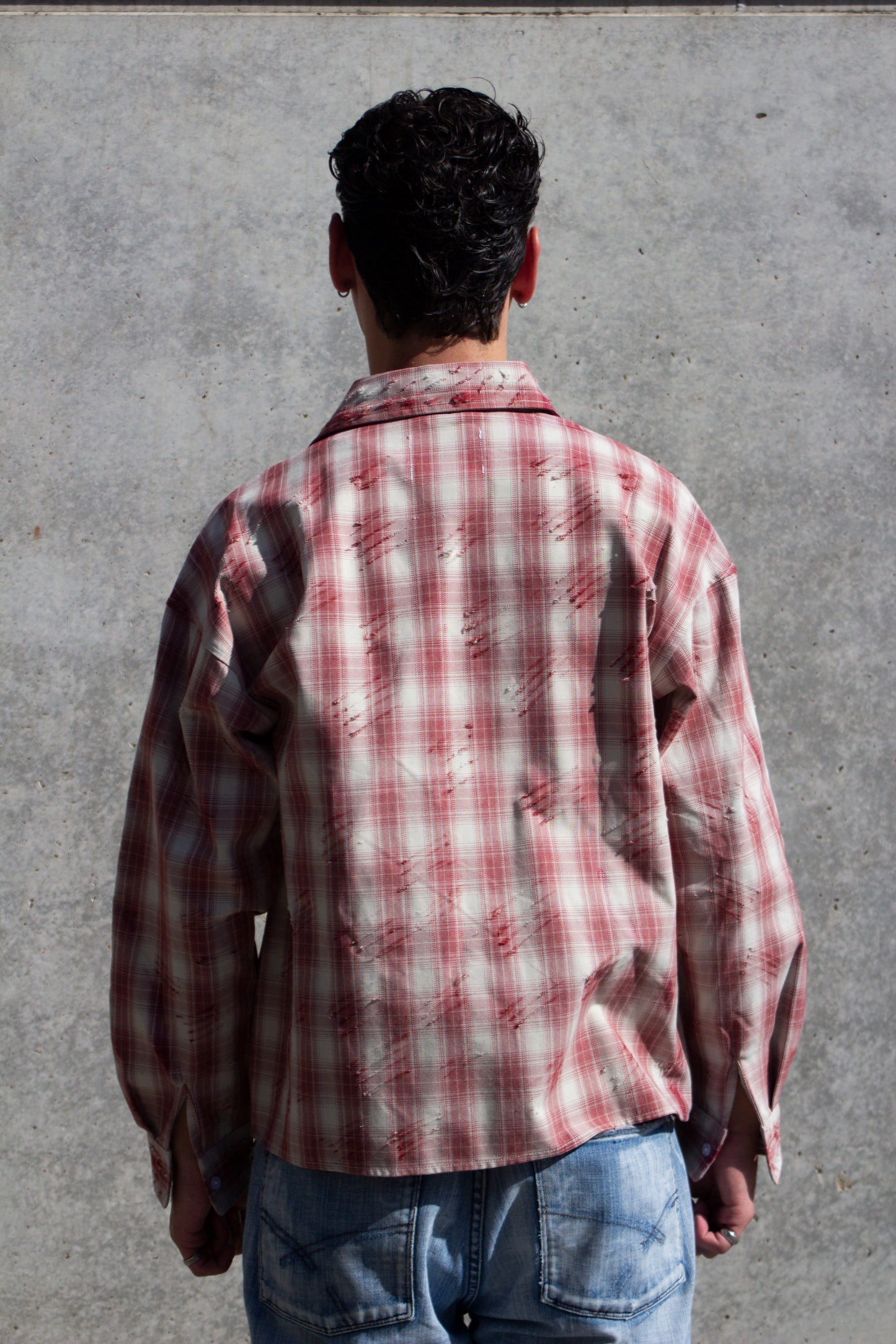 SCRATCHED SHIRT